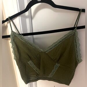 Semi ruffled crop top tank top, army green. Good quality. true to size. Like new